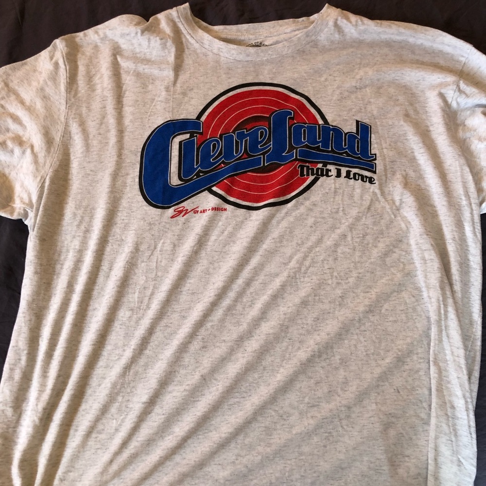 Cleveland Cartoon Looney Tunes Soft T Shirt